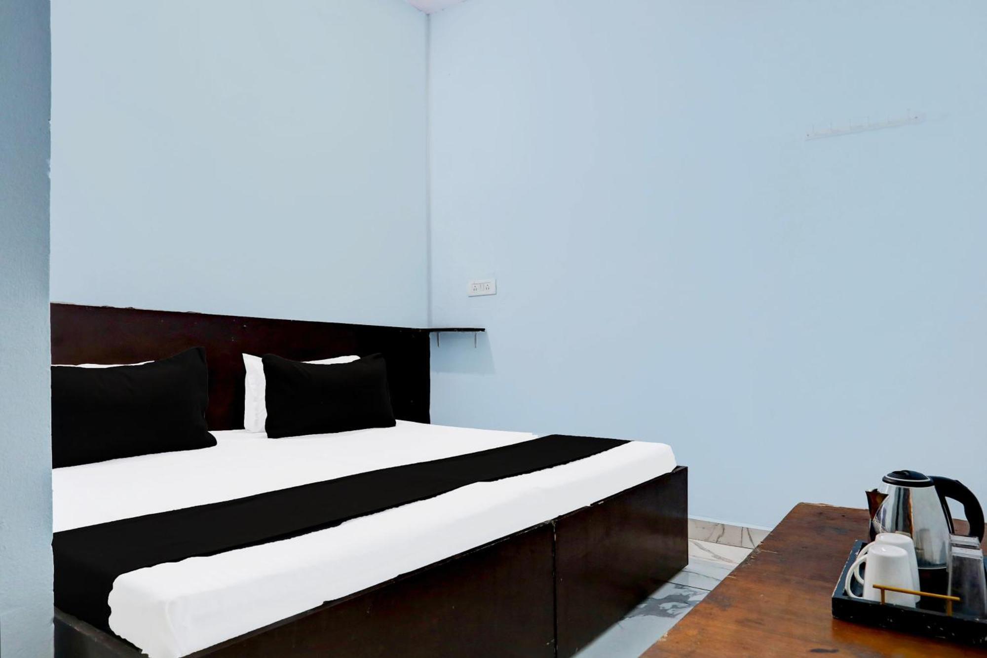 Spot On New Diamond Guest House Rudrapur Εξωτερικό φωτογραφία